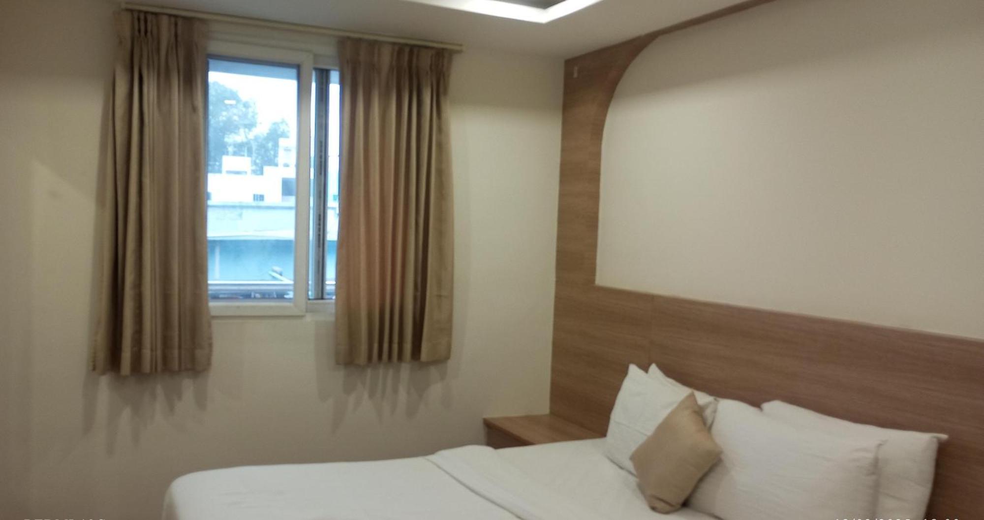Hotel Ramtel Inn Madurai Exteriör bild